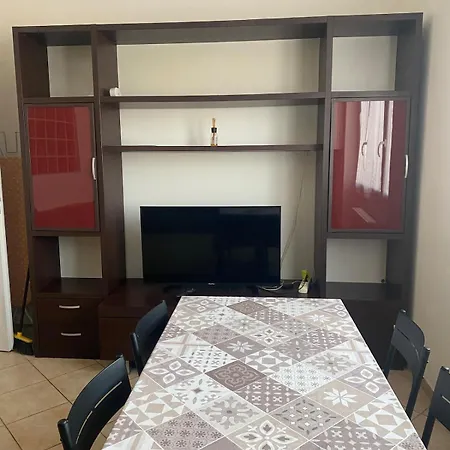 Forlanini 44 * ミラノ